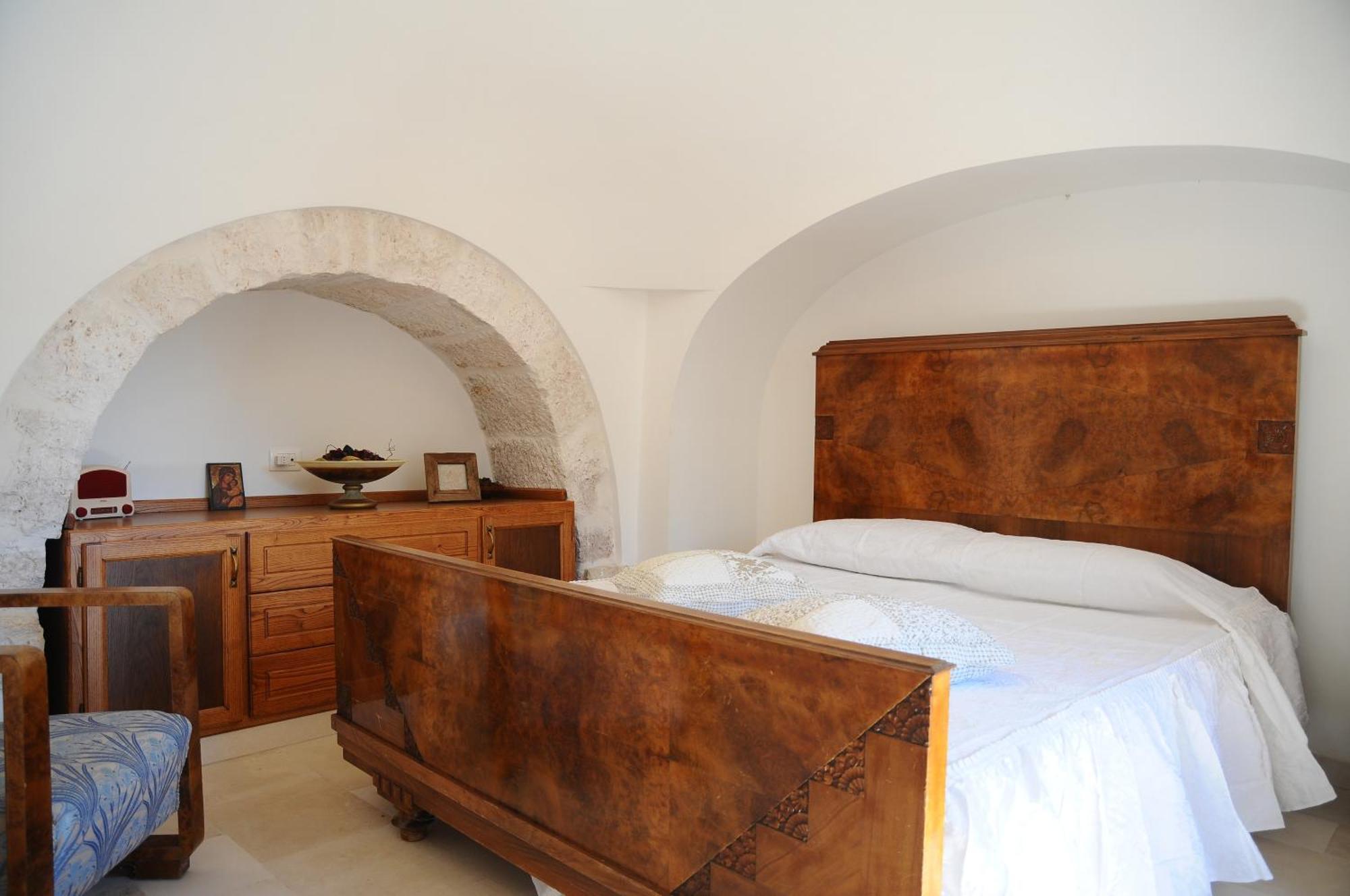 Trullo Cinquenoci Suite Locorotondo Exterior photo